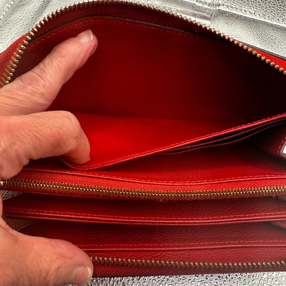 Louis Vuitton red Empreinte leather wallet- ALL INCLUSIVE and No Callouts - Picture 7 of 10